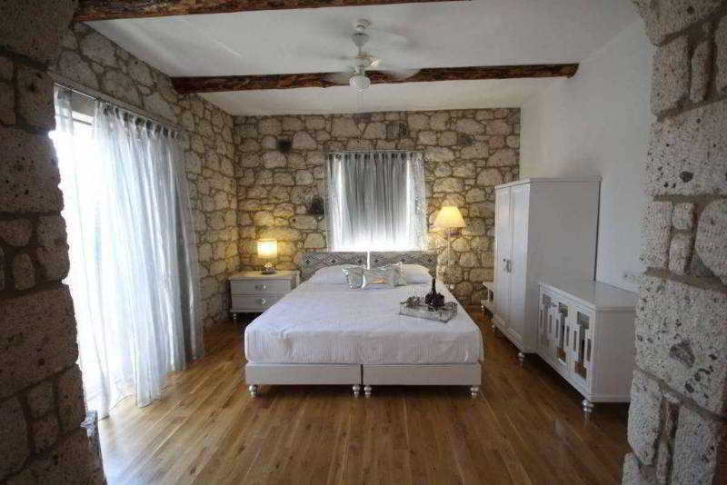 Luce Design Hotel - Special Category Alaçatı Buitenkant foto