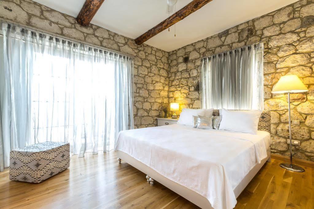 Luce Design Hotel - Special Category Alaçatı Buitenkant foto