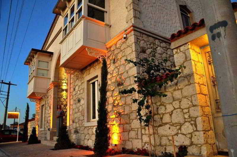 Luce Design Hotel - Special Category Alaçatı Buitenkant foto