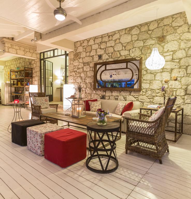 Luce Design Hotel - Special Category Alaçatı Buitenkant foto